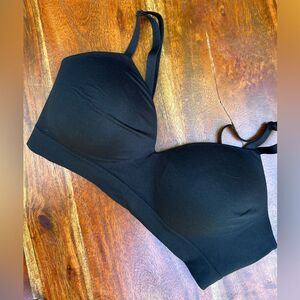 TRUEKIND wireless shaping bra 🌺 supportive comfort 🌺 black 🌺 medium